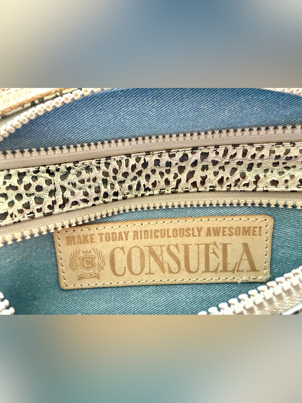 Consuela Wesley Uptown Pebbled Texture Leather Crossbody Wallet Magnetic Closure - Picture 2 of 15